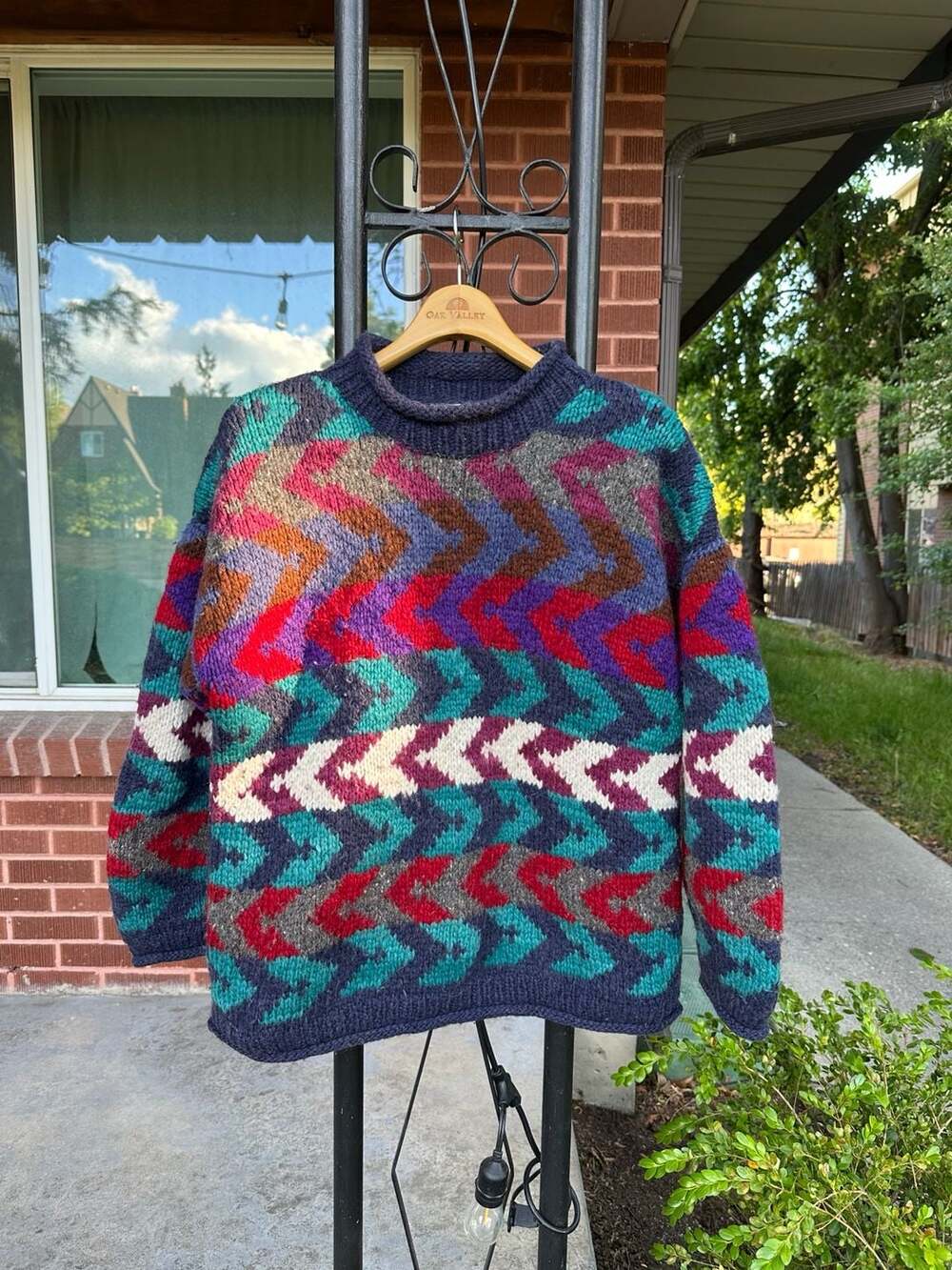 Vintage Hand Knit Wool Sweater Size L (Small) 100% wool made in Ecuador
